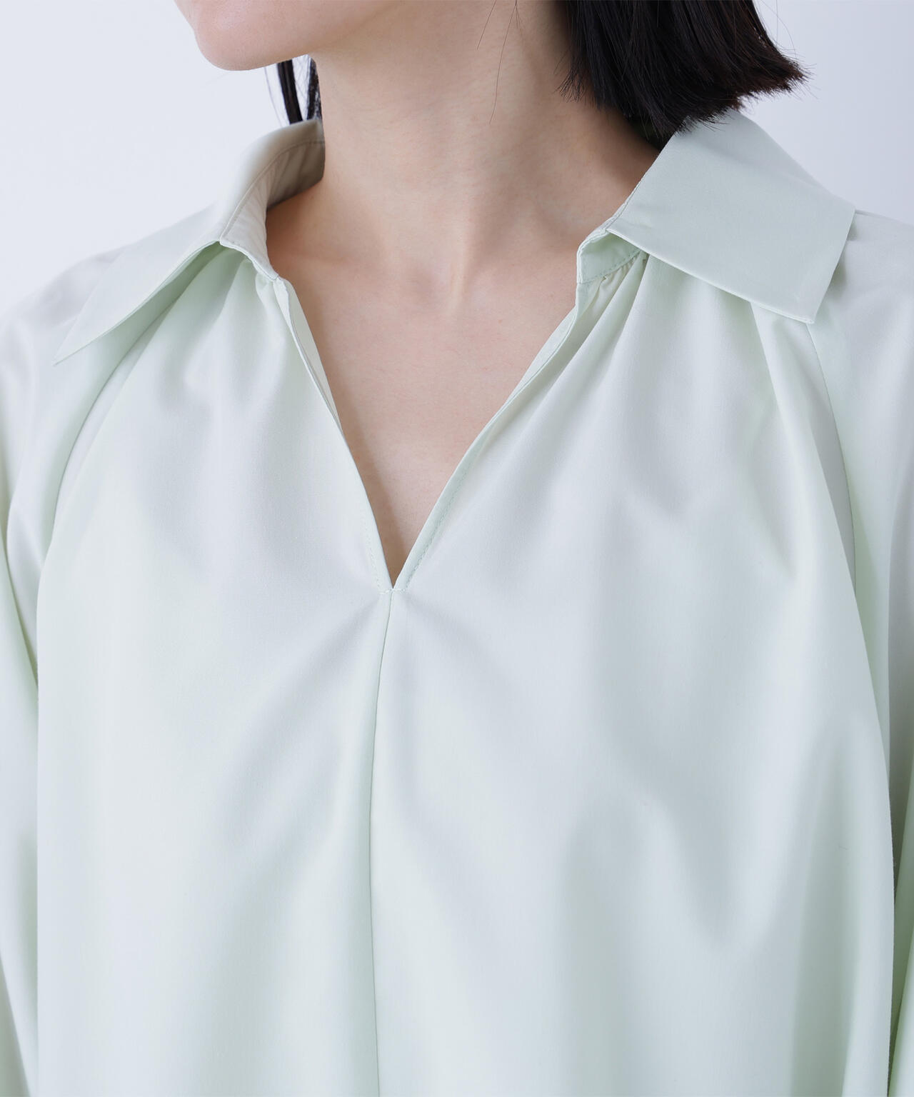 スキッパーリボンタイブラウス