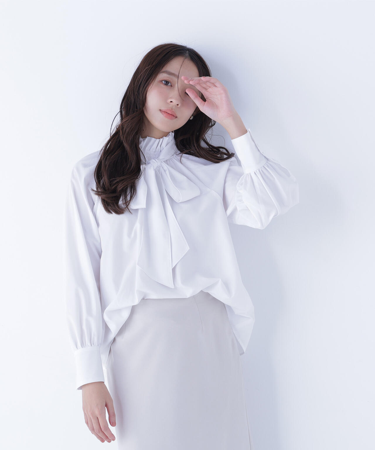 ハイネックリボンボウブラウス