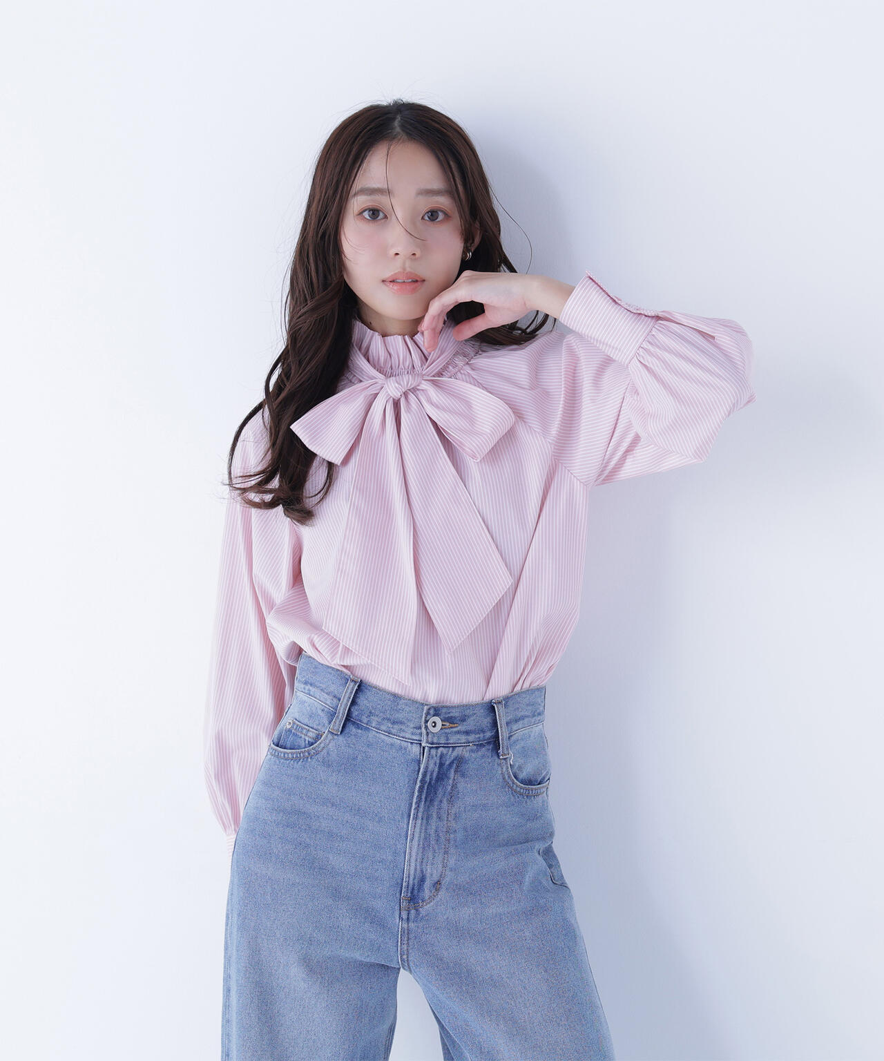 ハイネックリボンボウブラウス