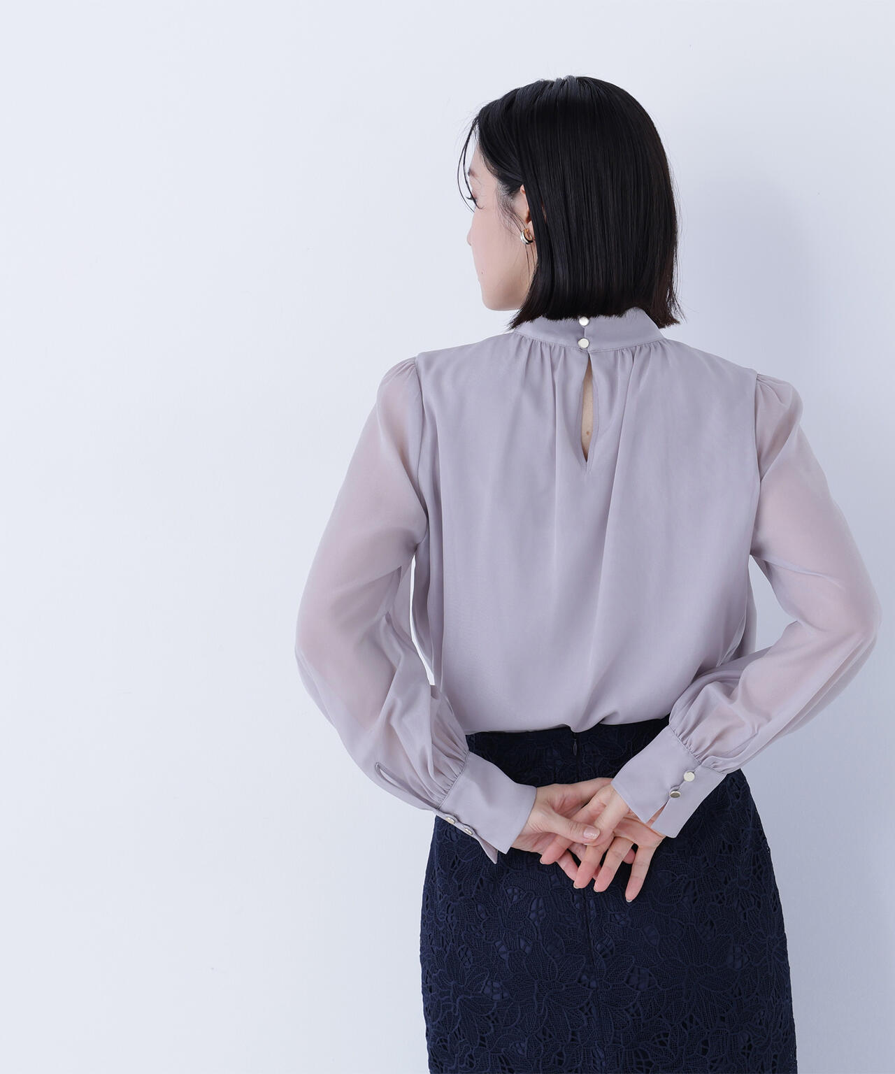 ハイネックボリュームシアーブラウス | NATURAL BEAUTY BASIC