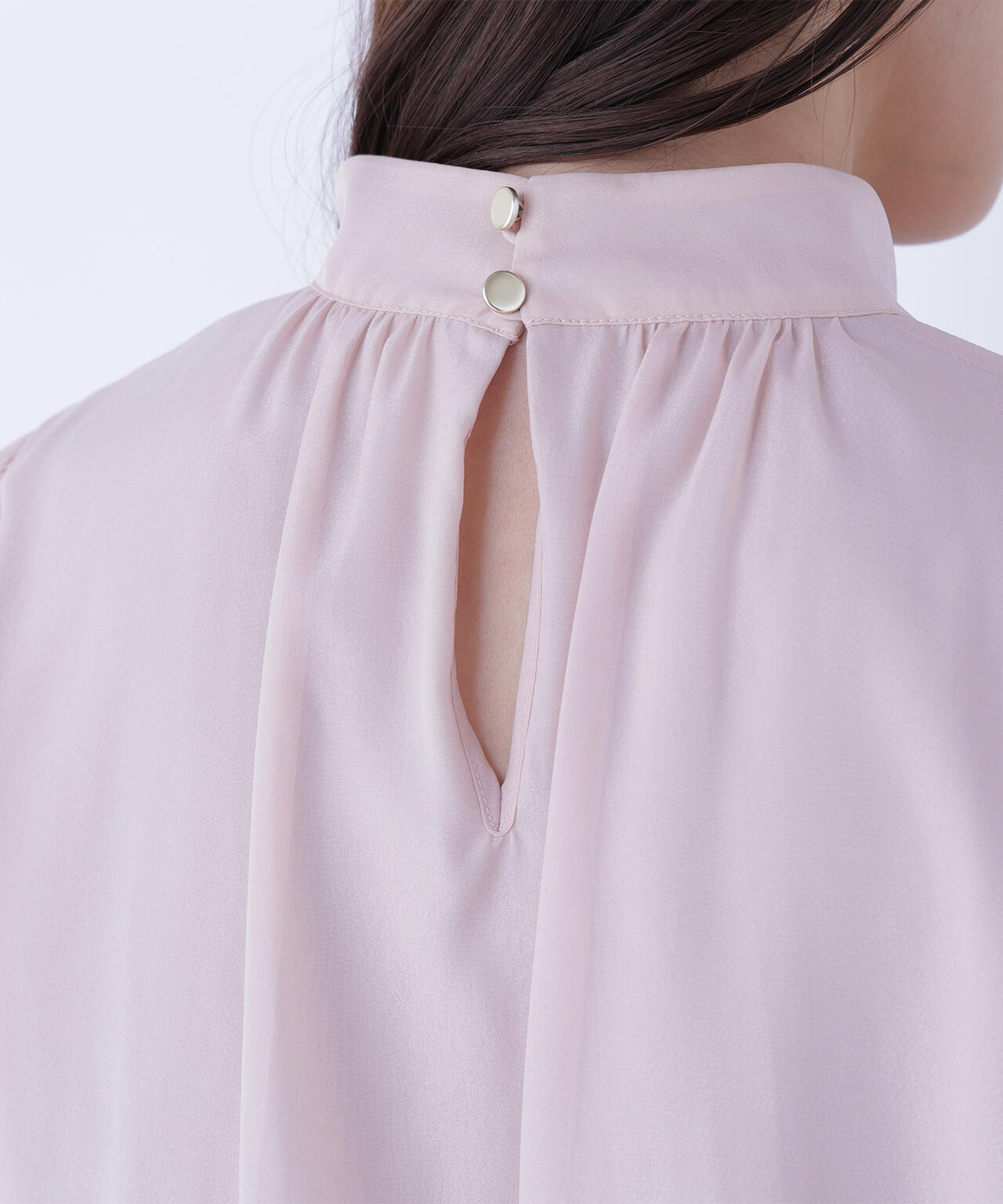 ハイネックボリュームシアーブラウス