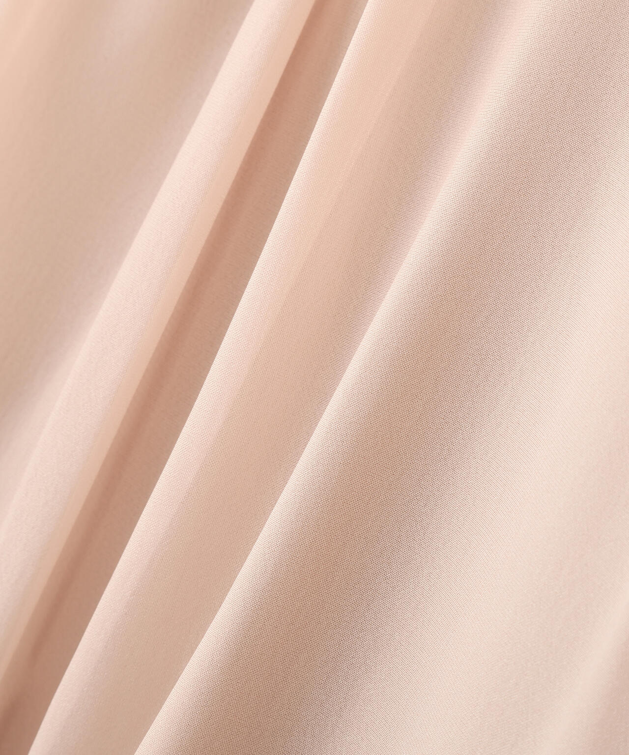 ハイネックボリュームシアーブラウス