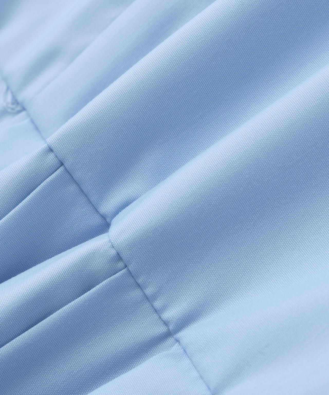 プリーツヘムブラウス