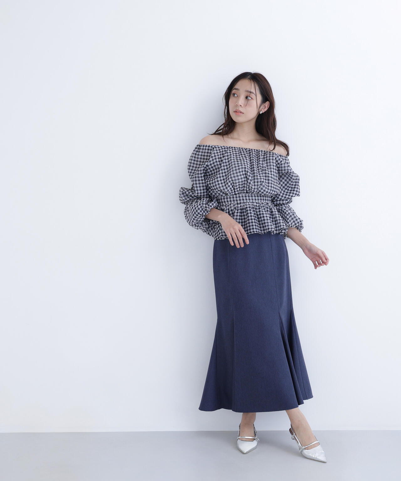 シアーギャザーペプラムブラウス