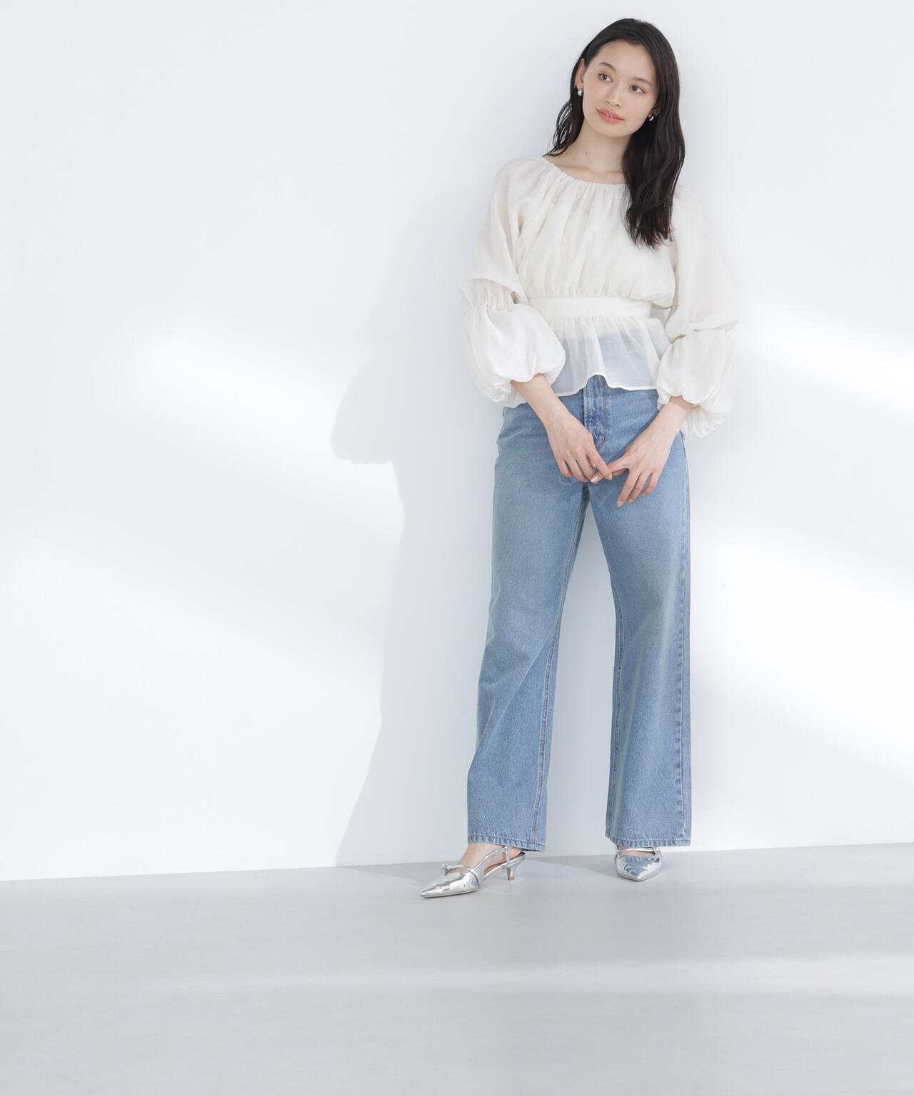 シアーギャザーペプラムブラウス