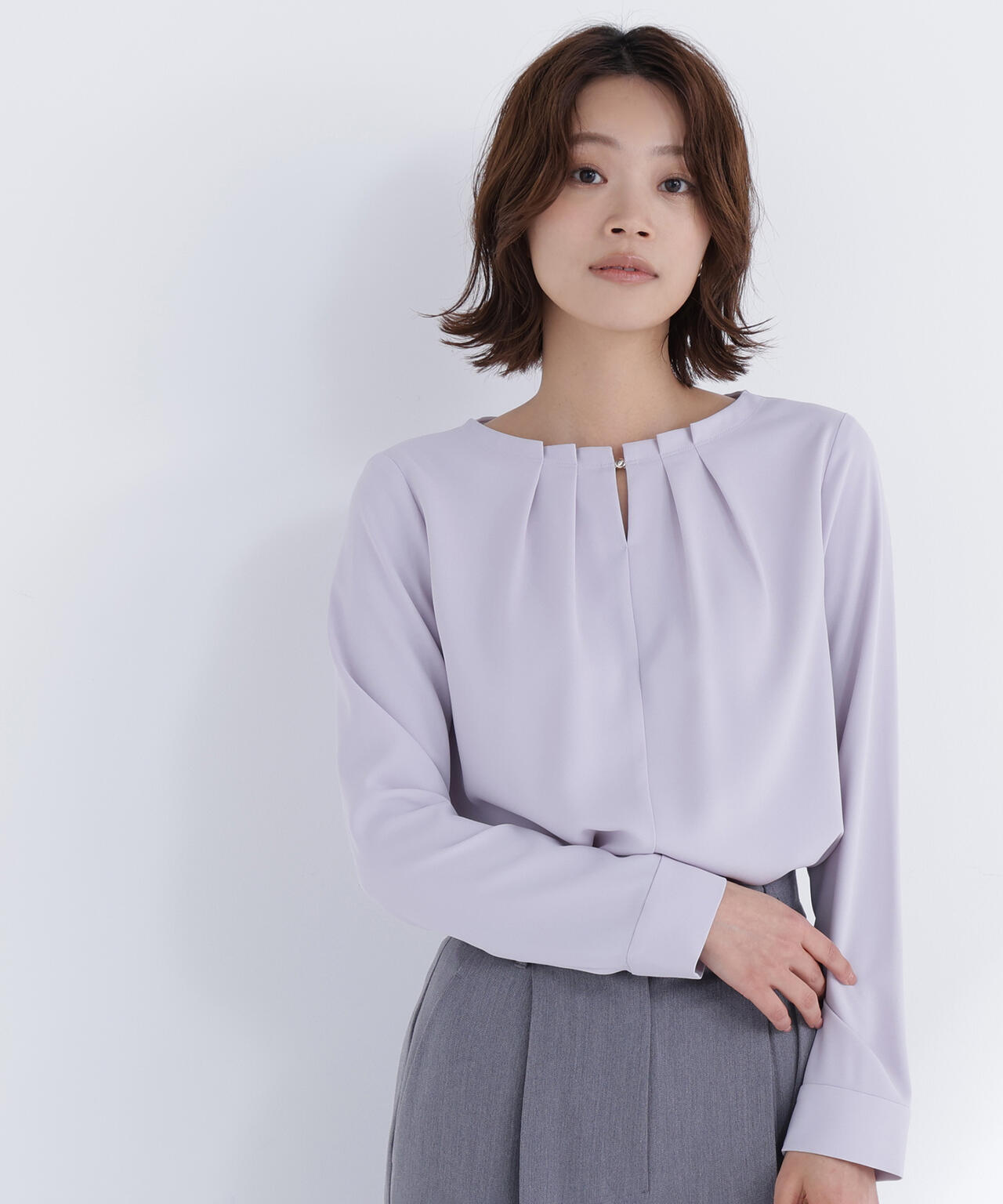 Natural beauty basic ショルダータック ブラウス 楽天市場】【SALE／30%OFF】タックショルダーブラウス N. Natural