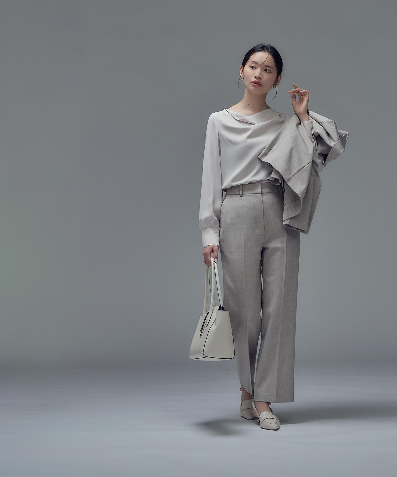 ドレープネックブラウス | NATURAL BEAUTY BASIC（ナチュラル