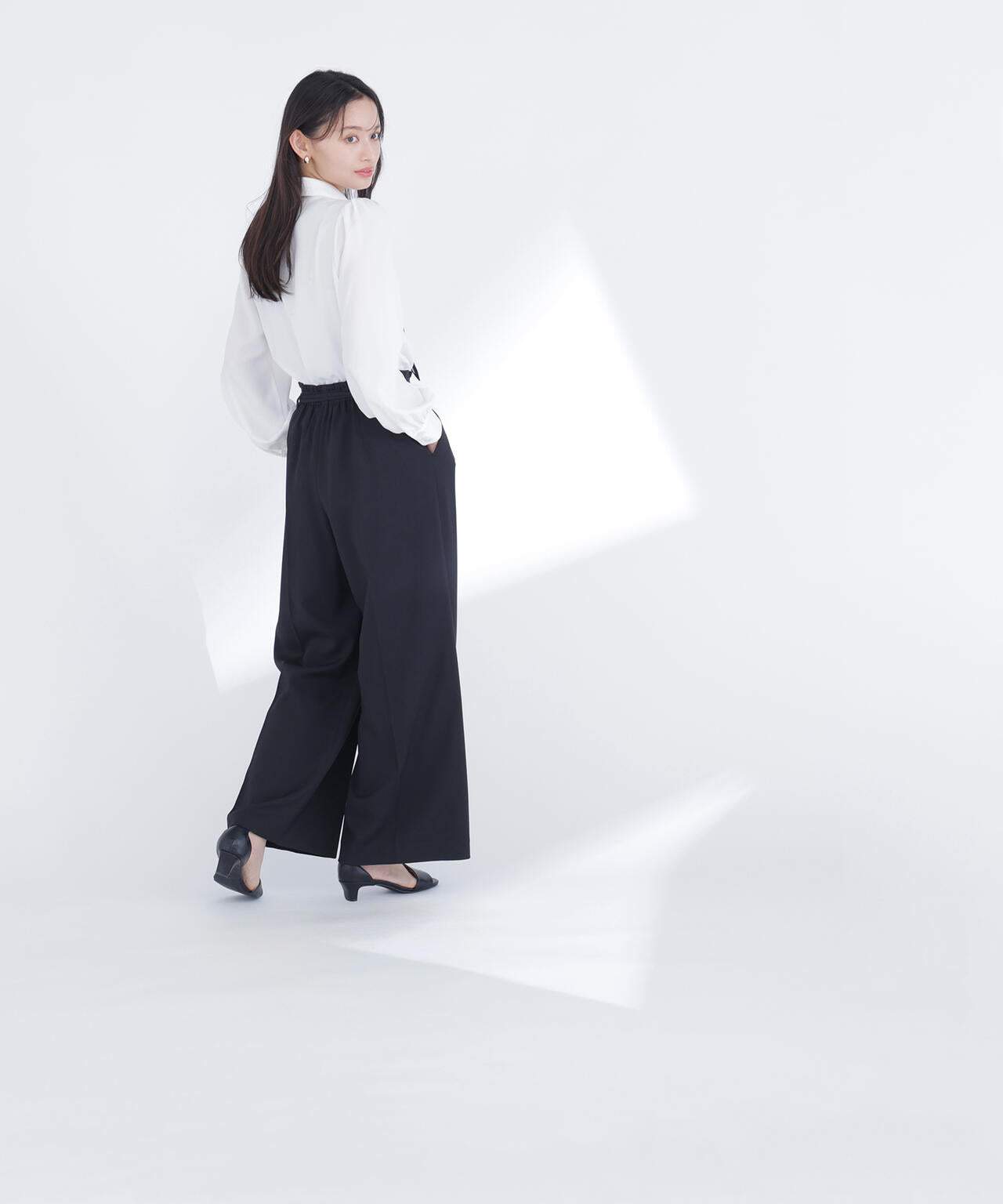 デザインスカーフ付ブラウス