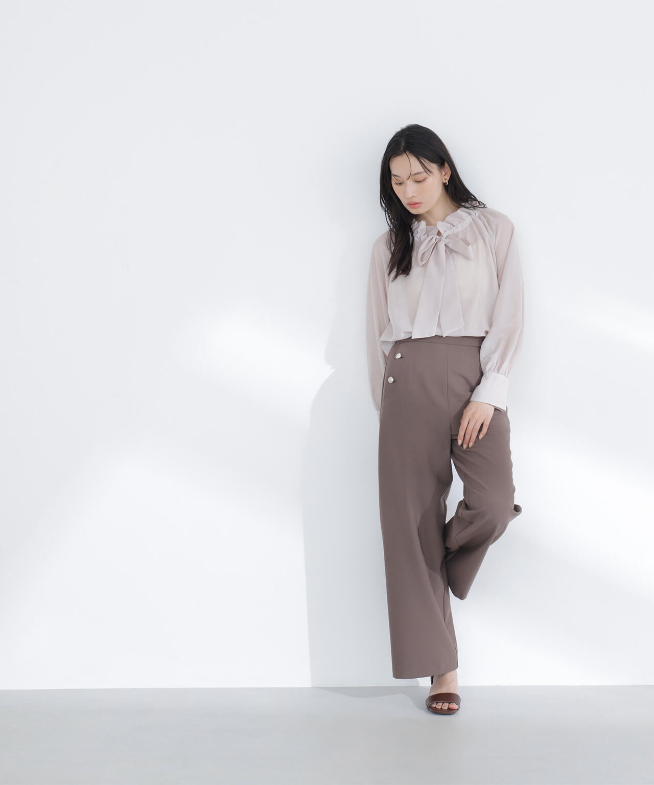 NOBLE ×CACHEC2WAY 2WAYシアーボウタイブラウス 完売☆cachec×Noble☆2wayシアーボウタイブラウス☆ホワイト 【公式通販】