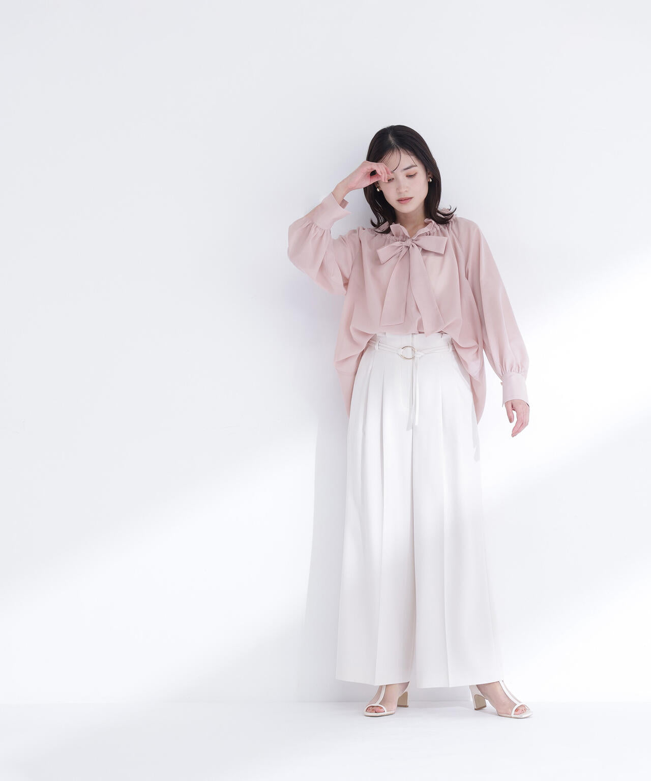 一部店舗・mix.tokyo 限定カラー：アプリコット】2wayシアーボウタイ