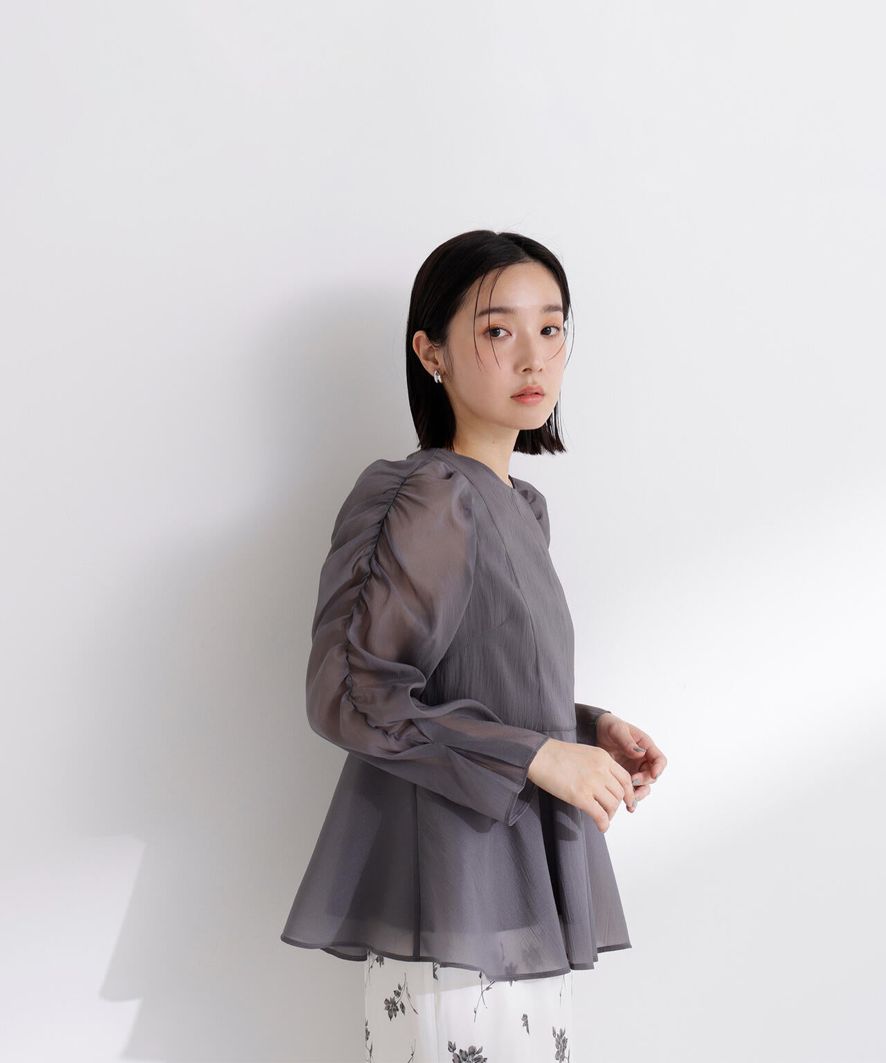 シアーペプラムブラウス | NATURAL BEAUTY BASIC（ナチュラル