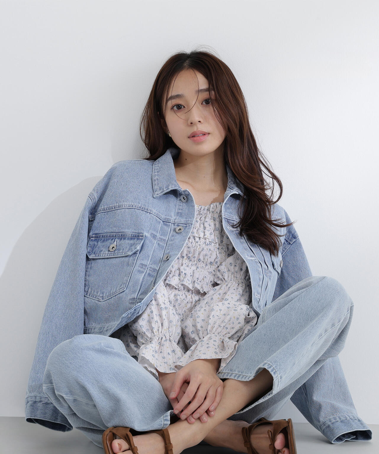 ミニフラワーシャーリングブラウス