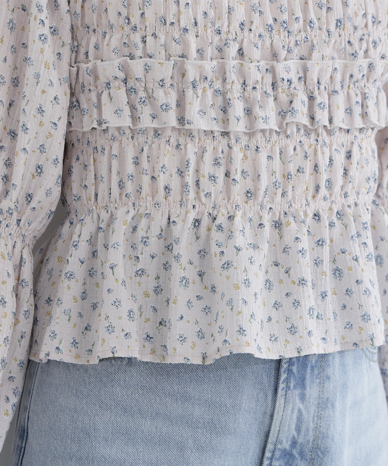 ミニフラワーシャーリングブラウス