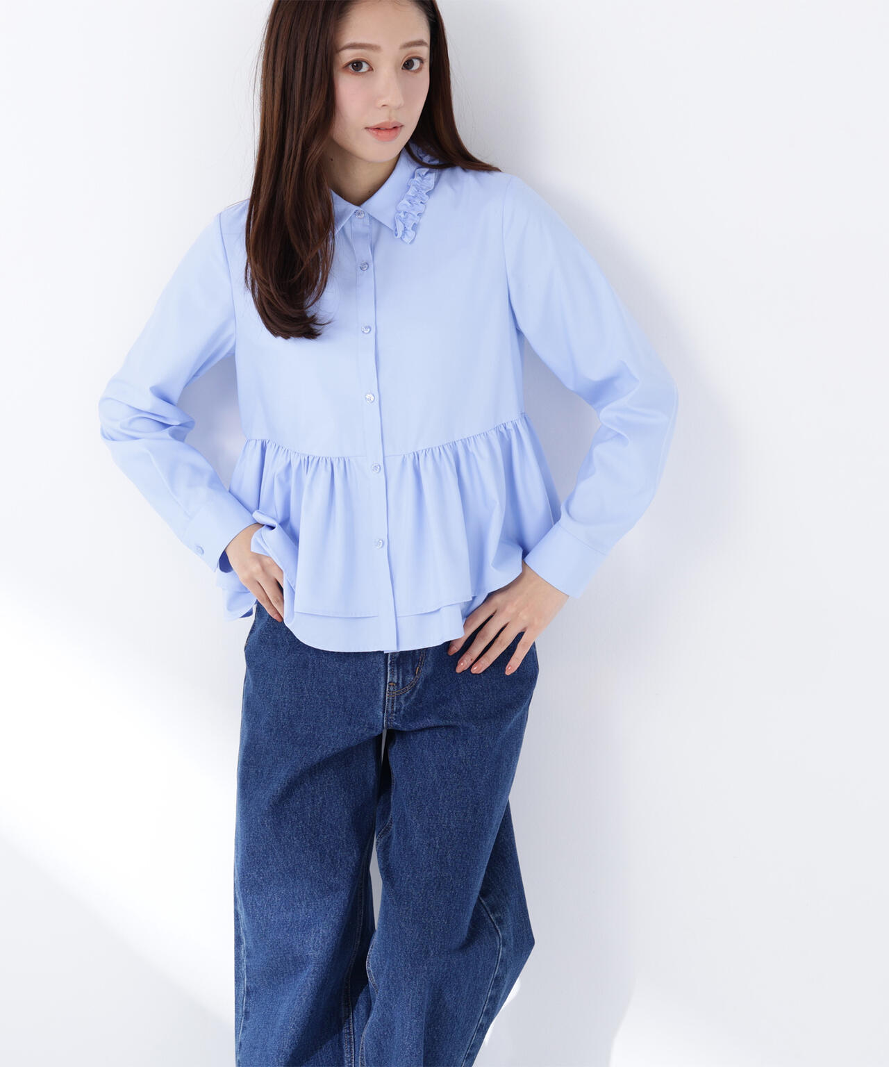 フリルカラーシャツ