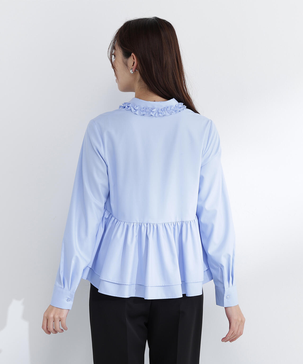 フリルカラーシャツ