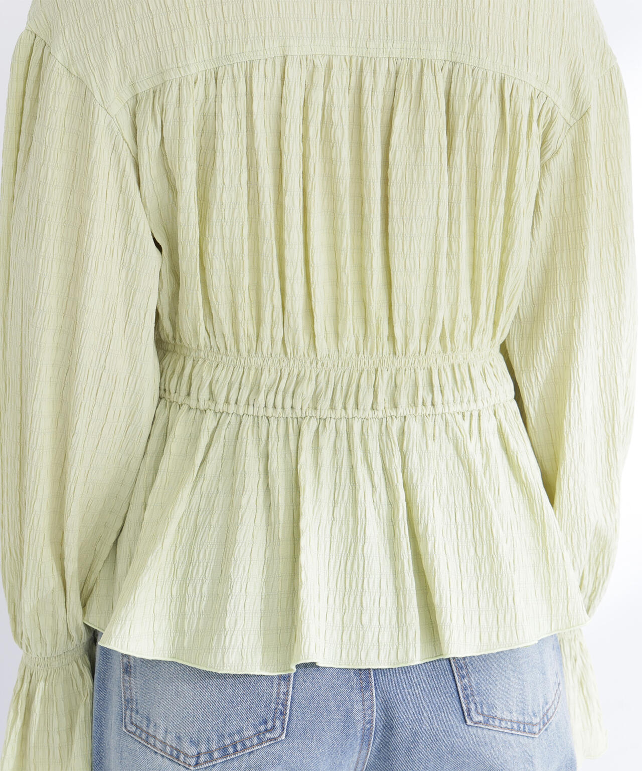 Vネックギャザーブラウス