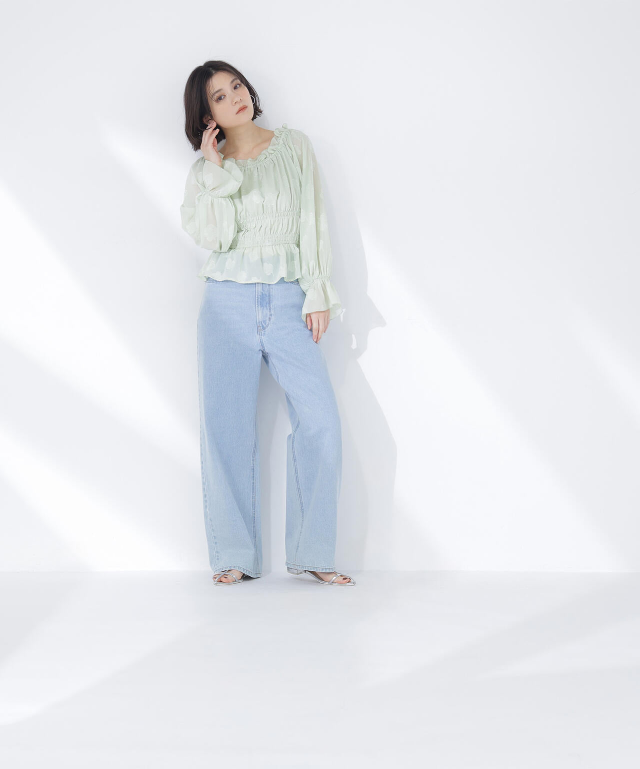 フラワージャガードブラウス