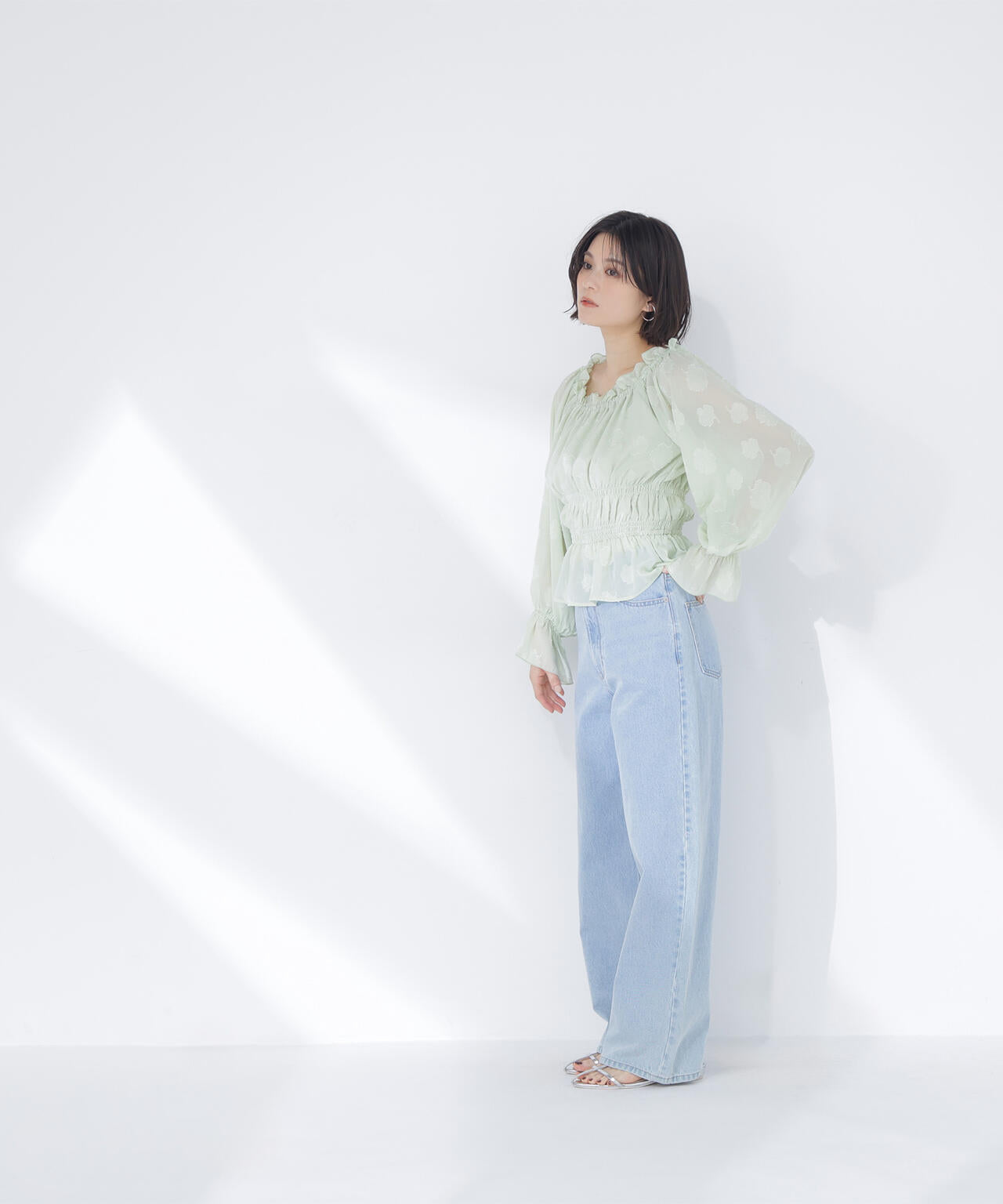 フラワージャガードブラウス