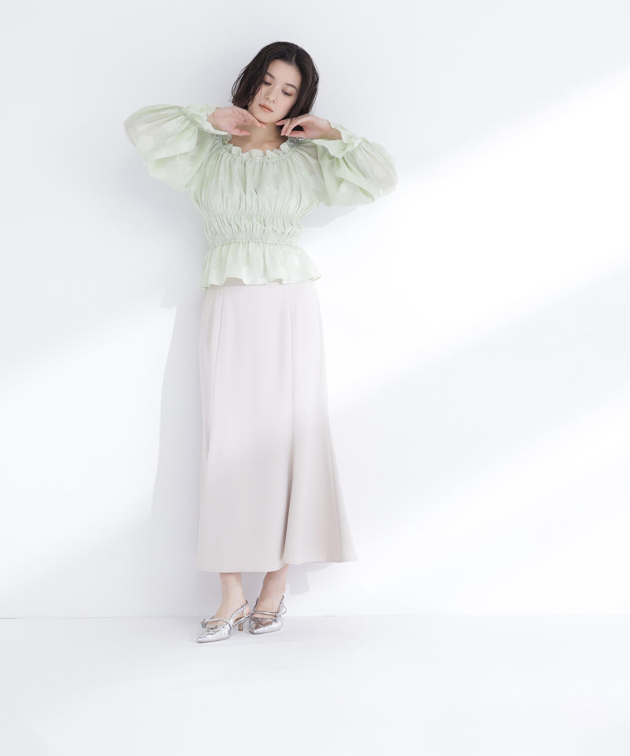 フラワージャガードブラウス