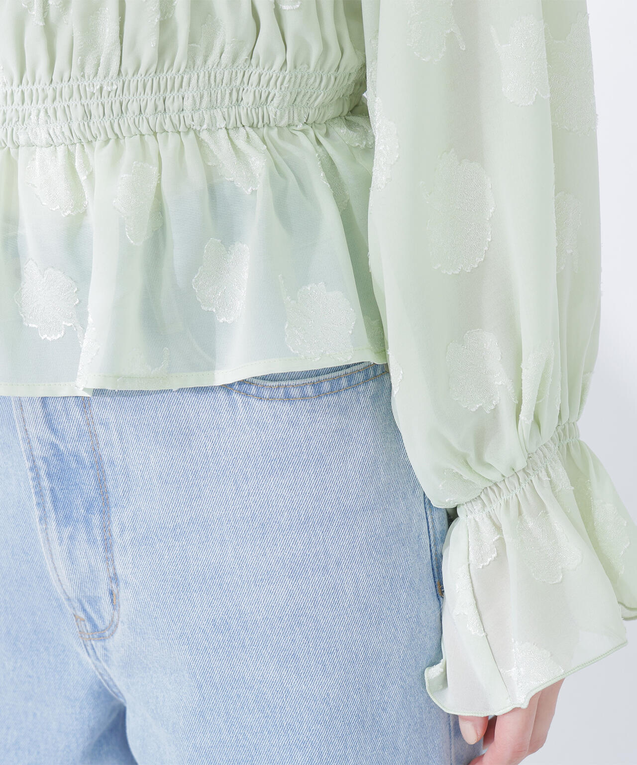 フラワージャガードブラウス