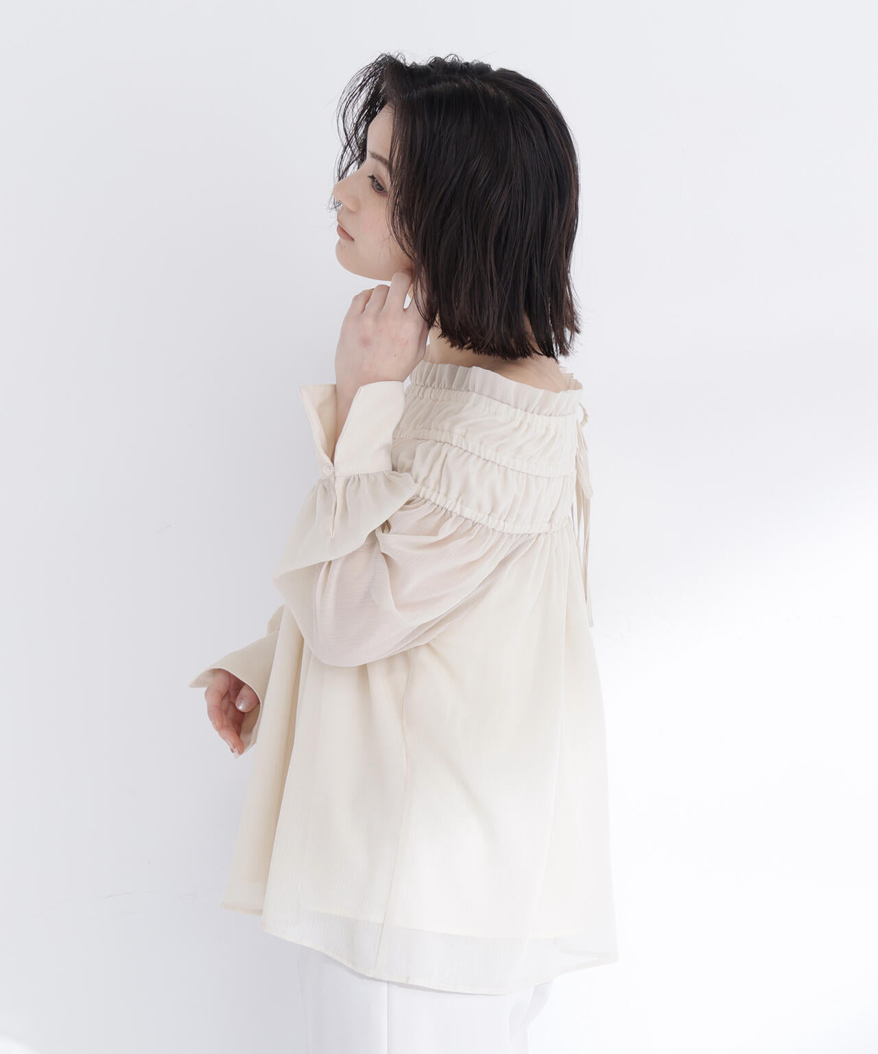 yori タックショルダーブラウス ホワイト 36 新品・未使用・タグ付 タックショルダーブラウス※WEB Store限定販売