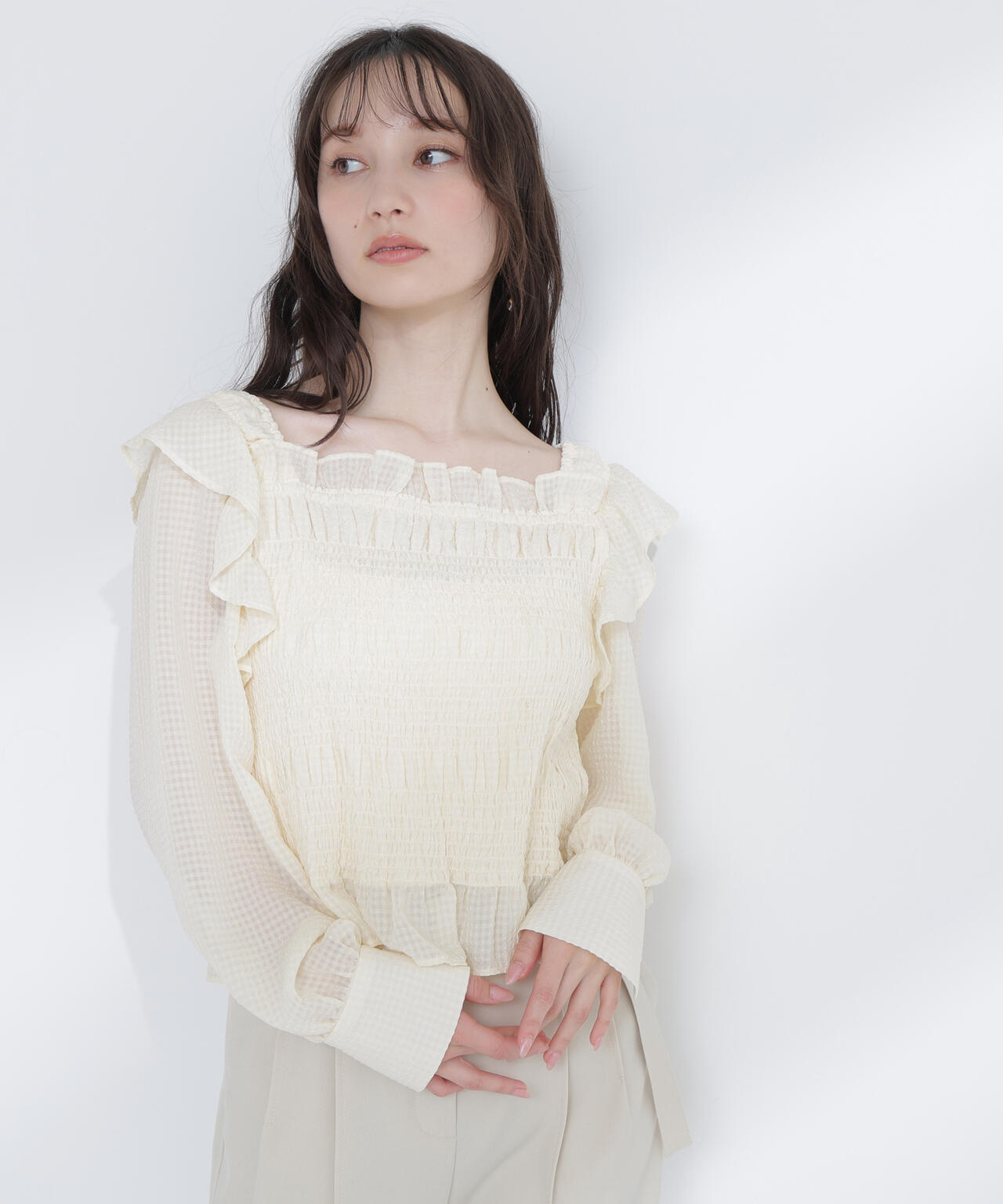 【一部店舗・mix.tokyo 限定カラー：イエロー】シアーチェックシャーリングブラウス