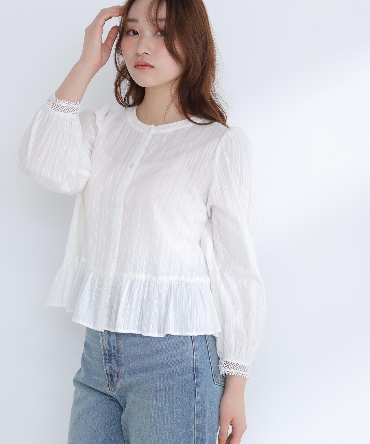 レースカフスブラウス