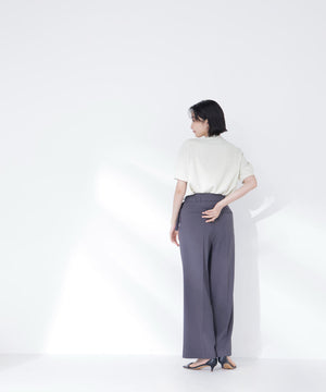 身長165　B:80 W:59 / H:85 / S:23.5 着用サイズ：M