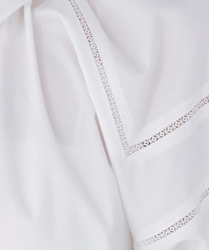 身長165　B:80 W:59 / H:85 / S:23.5 着用サイズ：FR