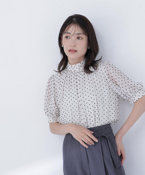 168cm 着用サイズ：FR