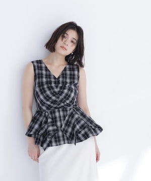 163cm 着用サイズ：FR