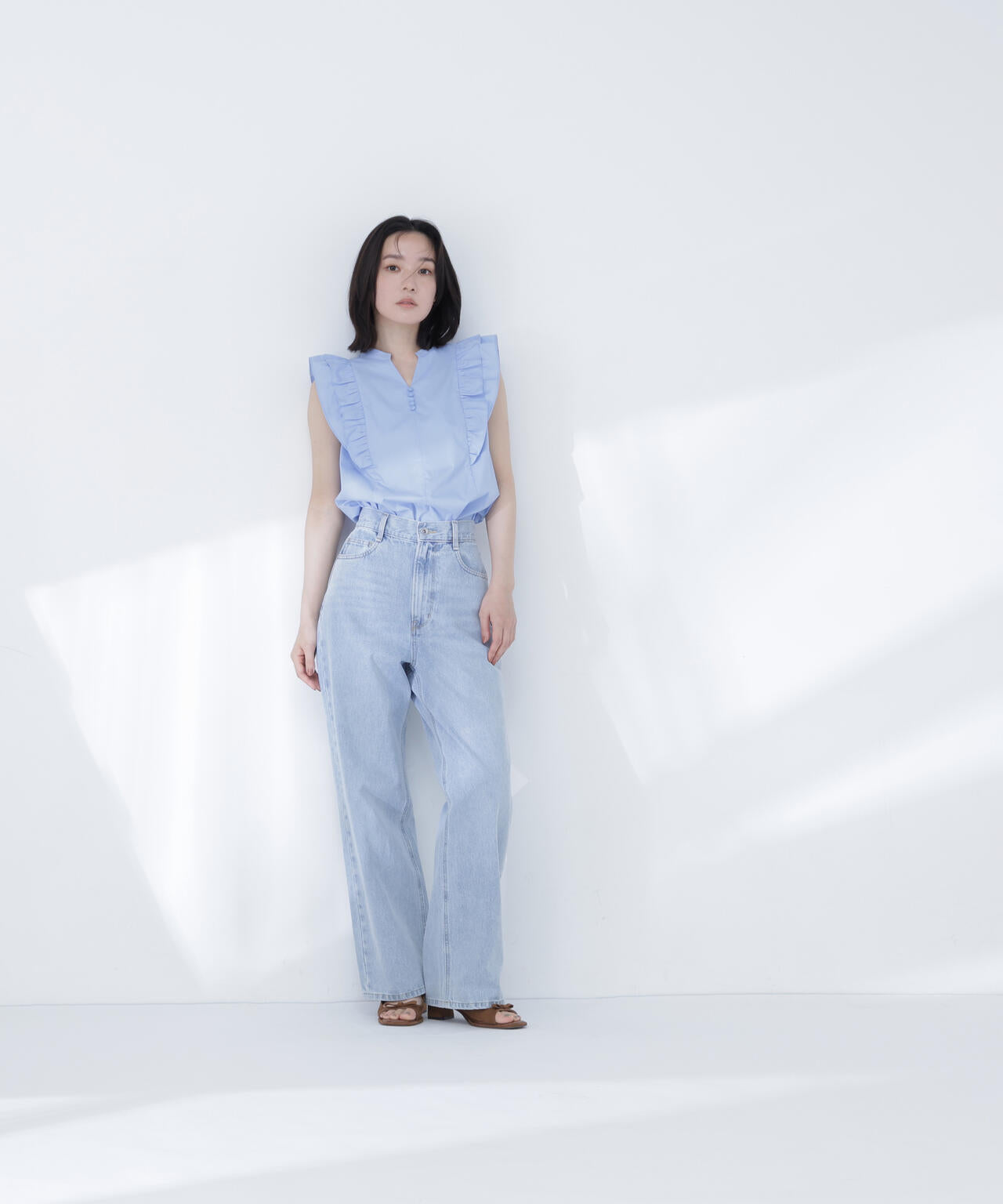 ラッフルフレンチスリーブブラウス | NATURAL BEAUTY BASIC