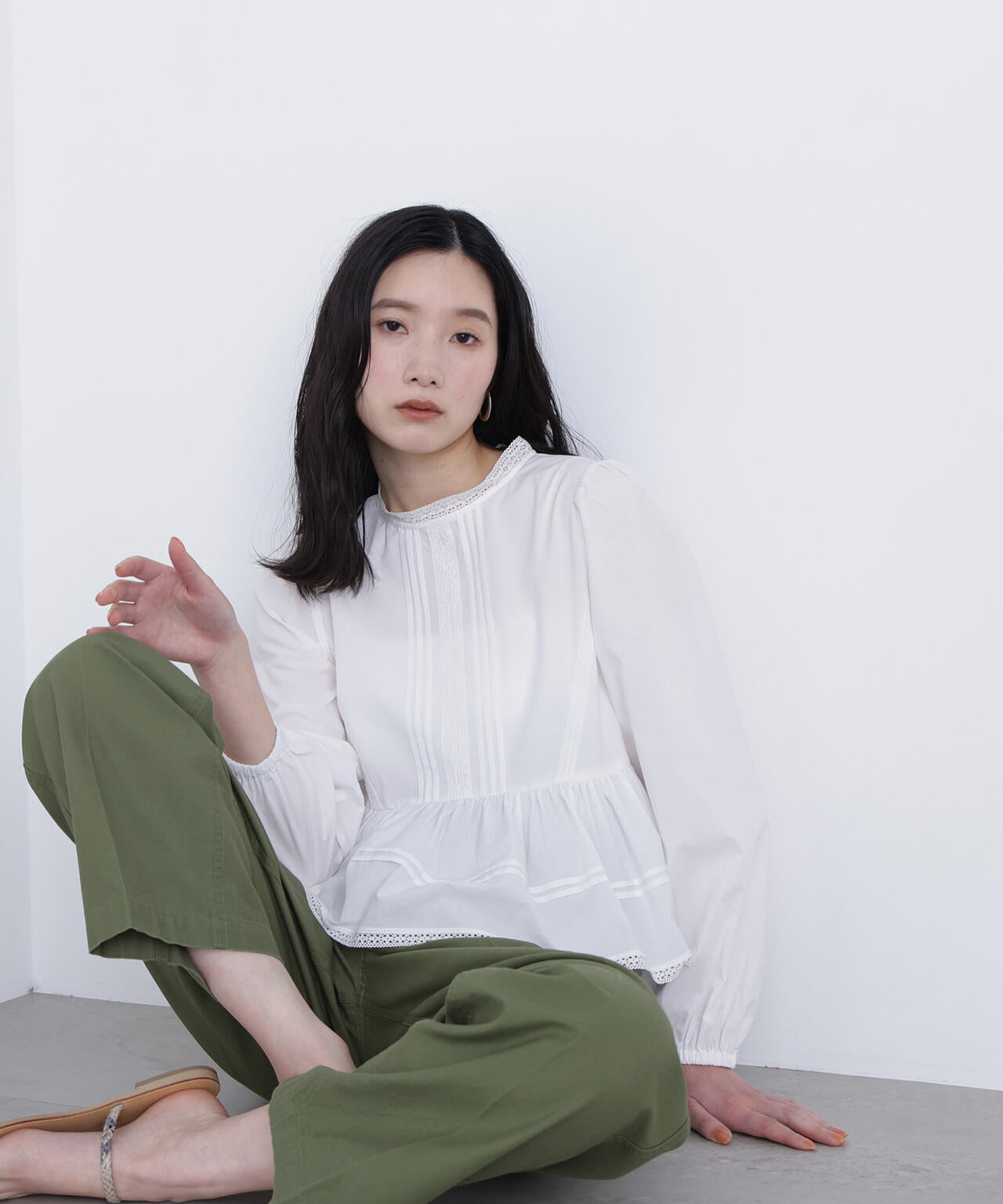 コットンレースブラウス