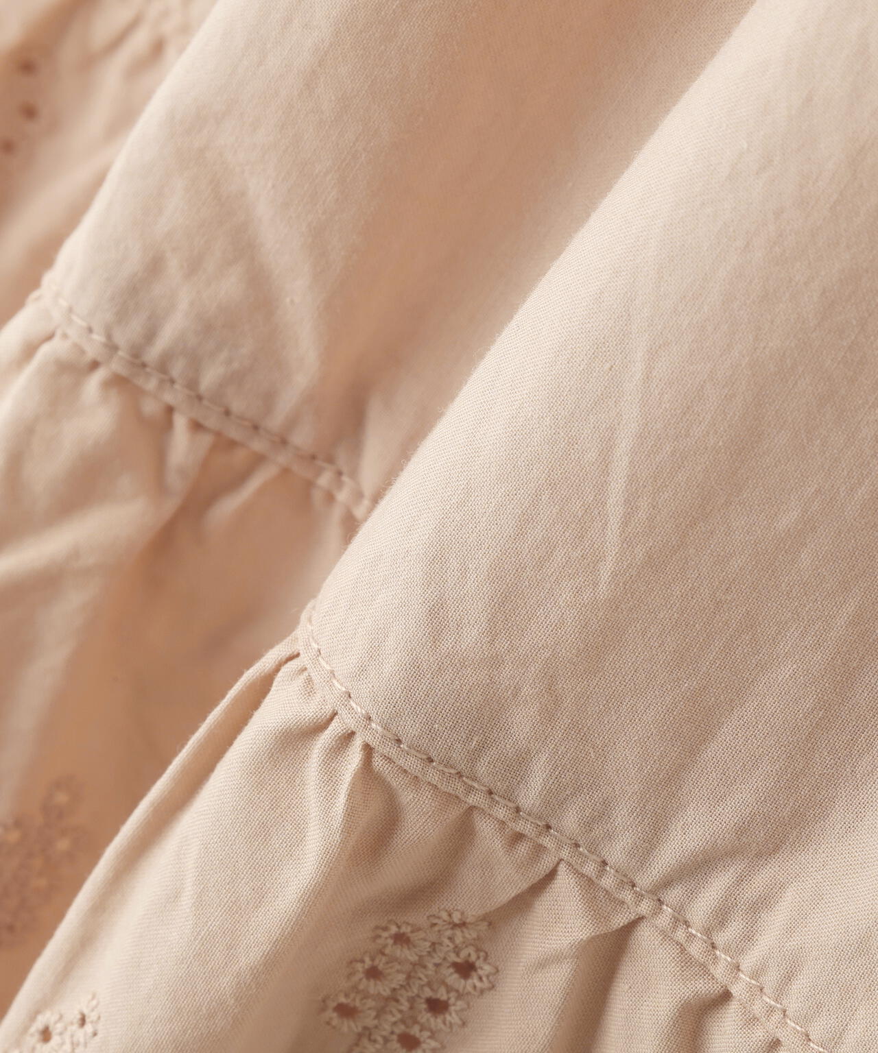 コットン刺繍ブラウス