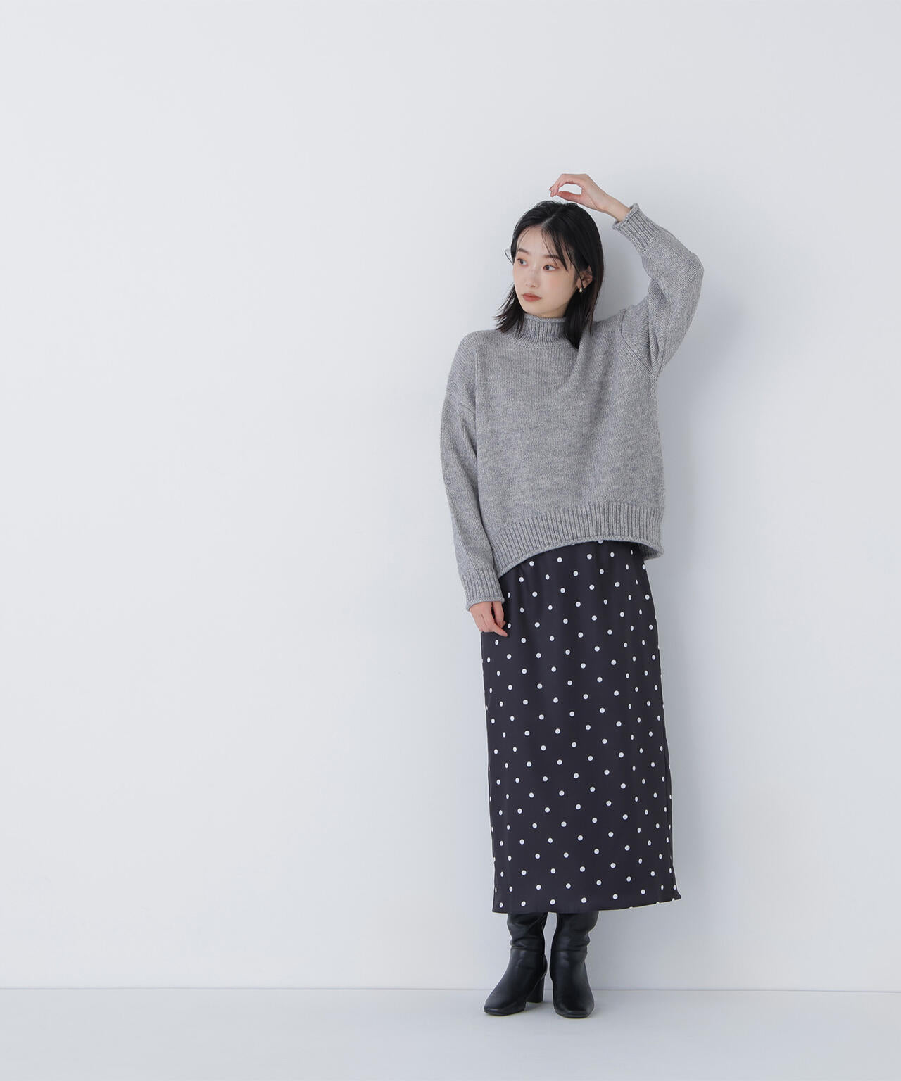 【有楽町マルイ・mix.tokyo 限定カラー：ブラウンベース】ドットサテンタイトスカート