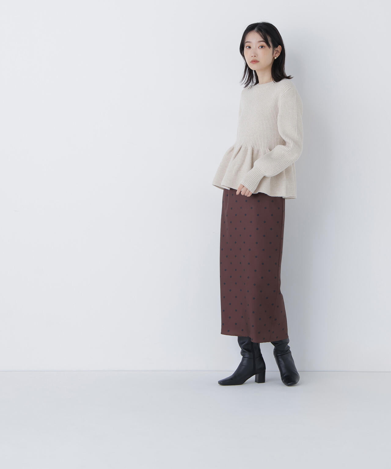 ドットサテンタイトスカート | NATURAL BEAUTY BASIC（ナチュラル