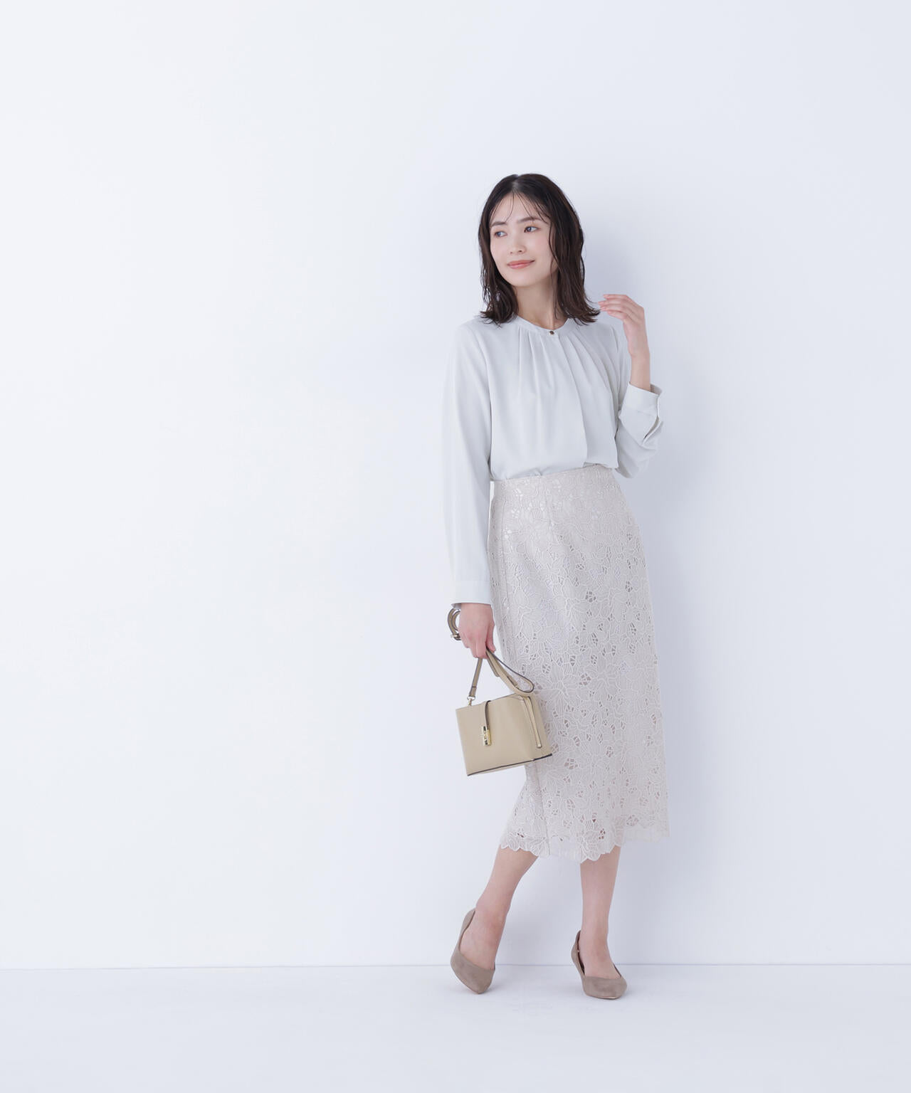 フラワーレースタイトスカート