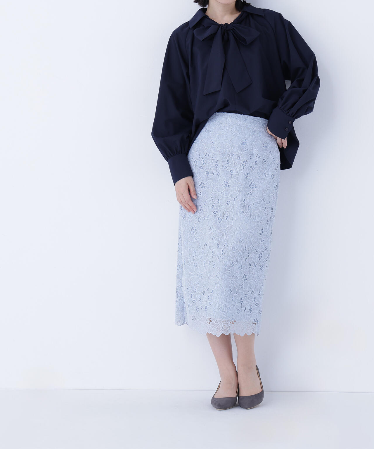 フラワーレースタイトスカート
