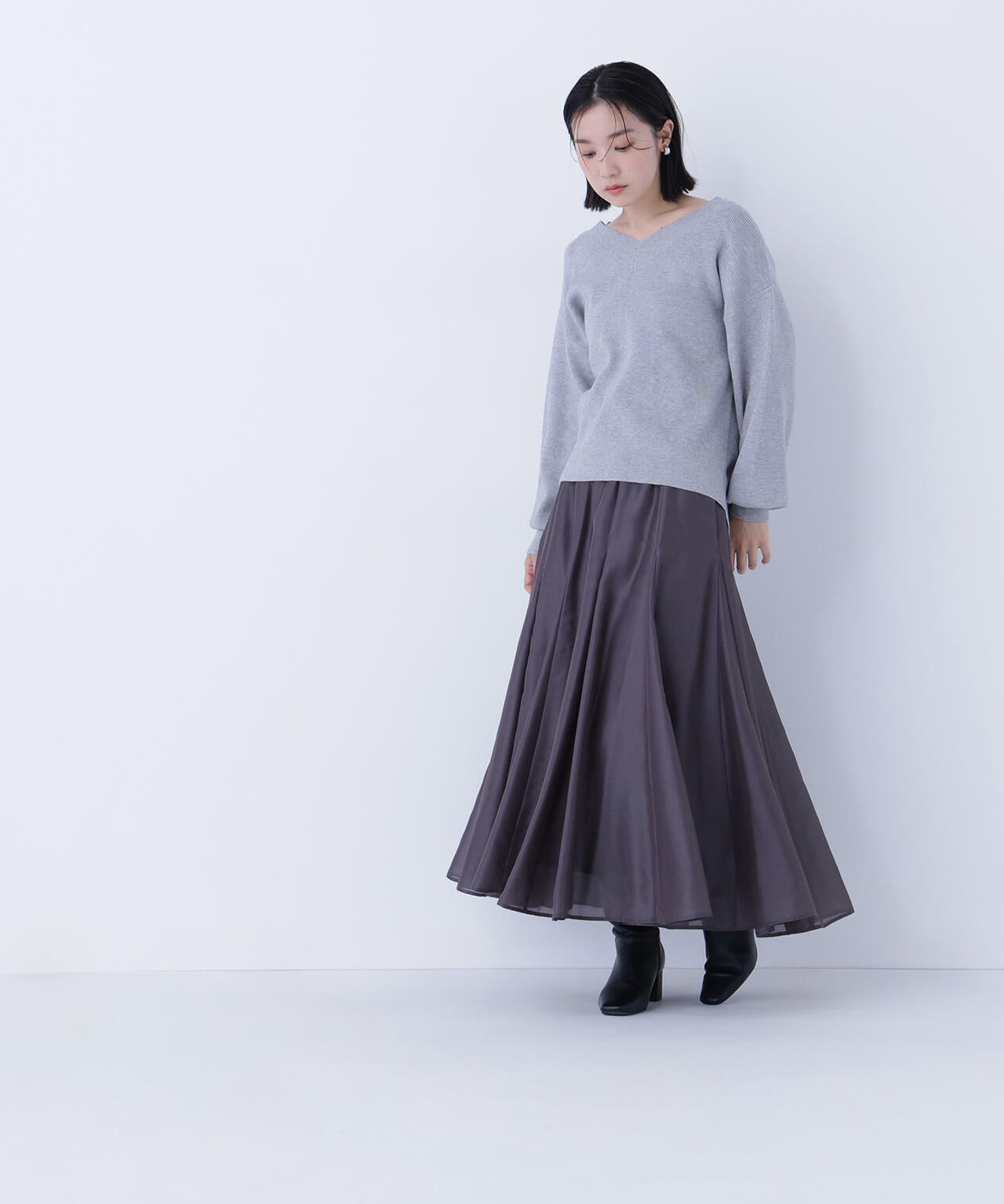 シャイニーシアーボイルスカート