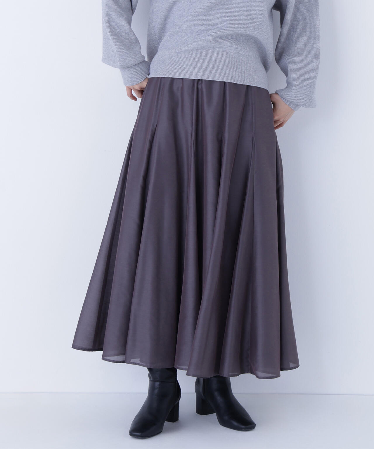 シャイニーシアーボイルスカート