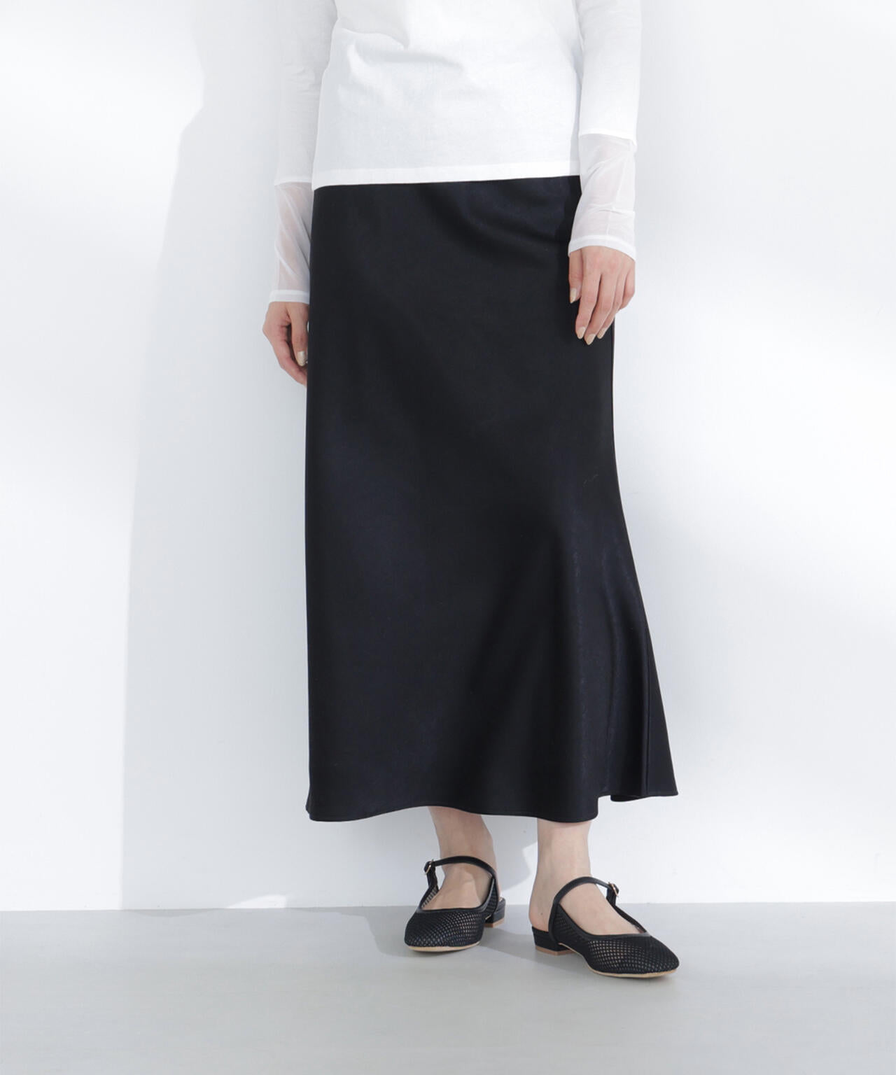 バイアスサテンナロースカート