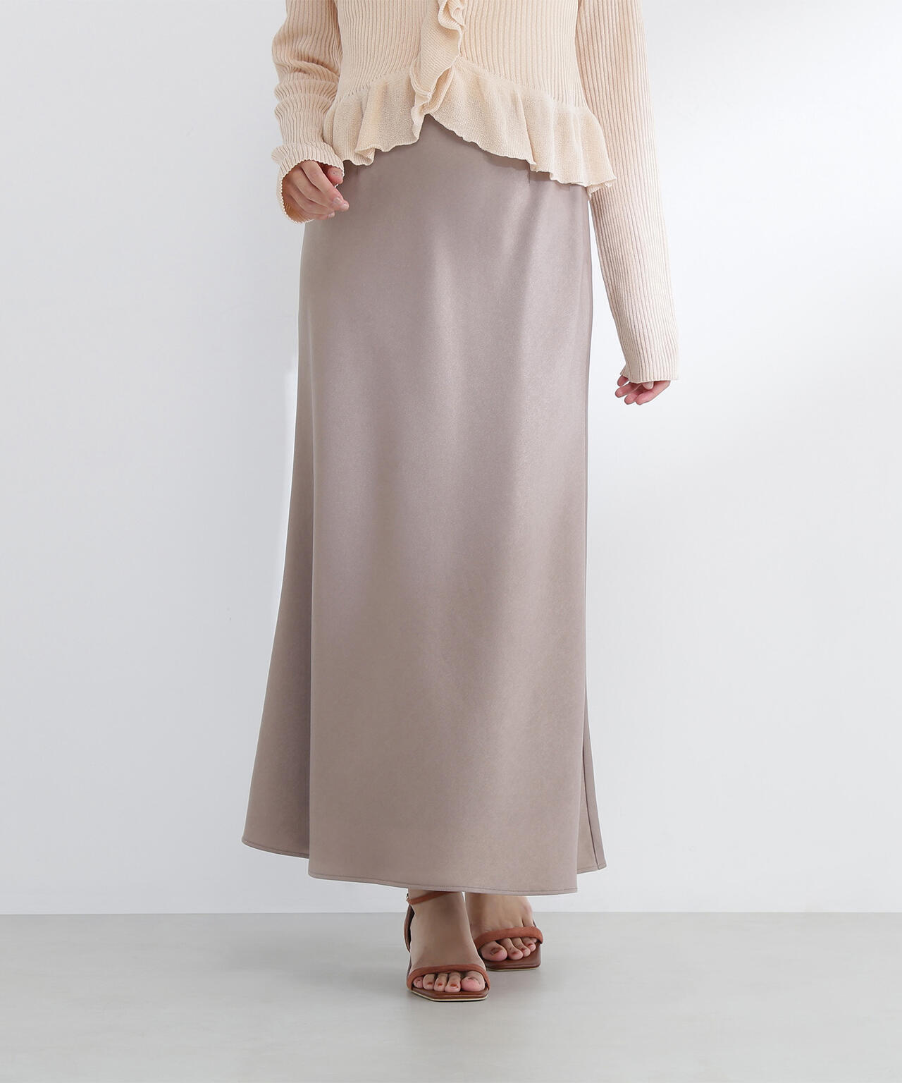 バイアスサテンナロースカート