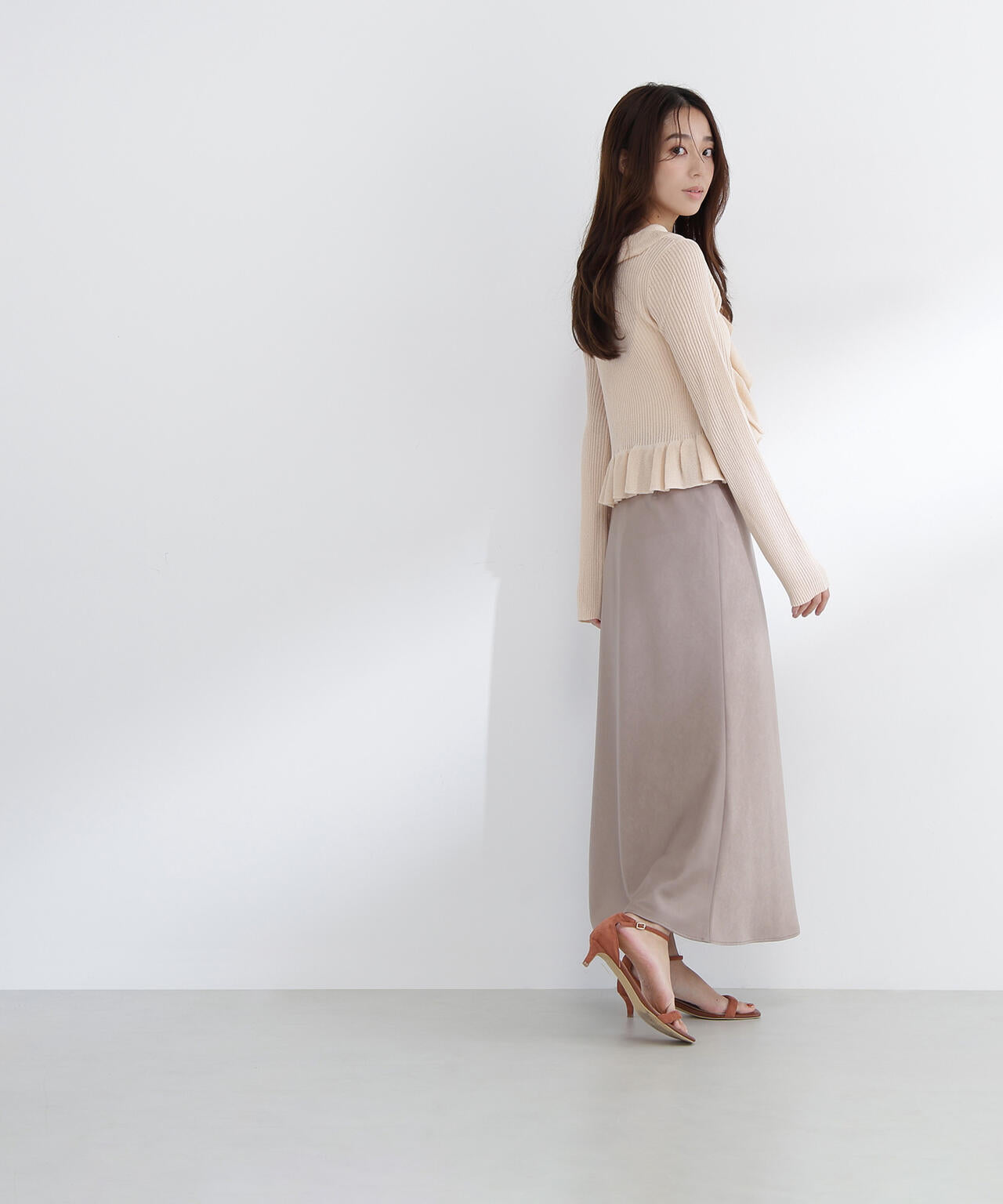 バイアスサテンナロースカート | NATURAL BEAUTY BASIC（ナチュラル