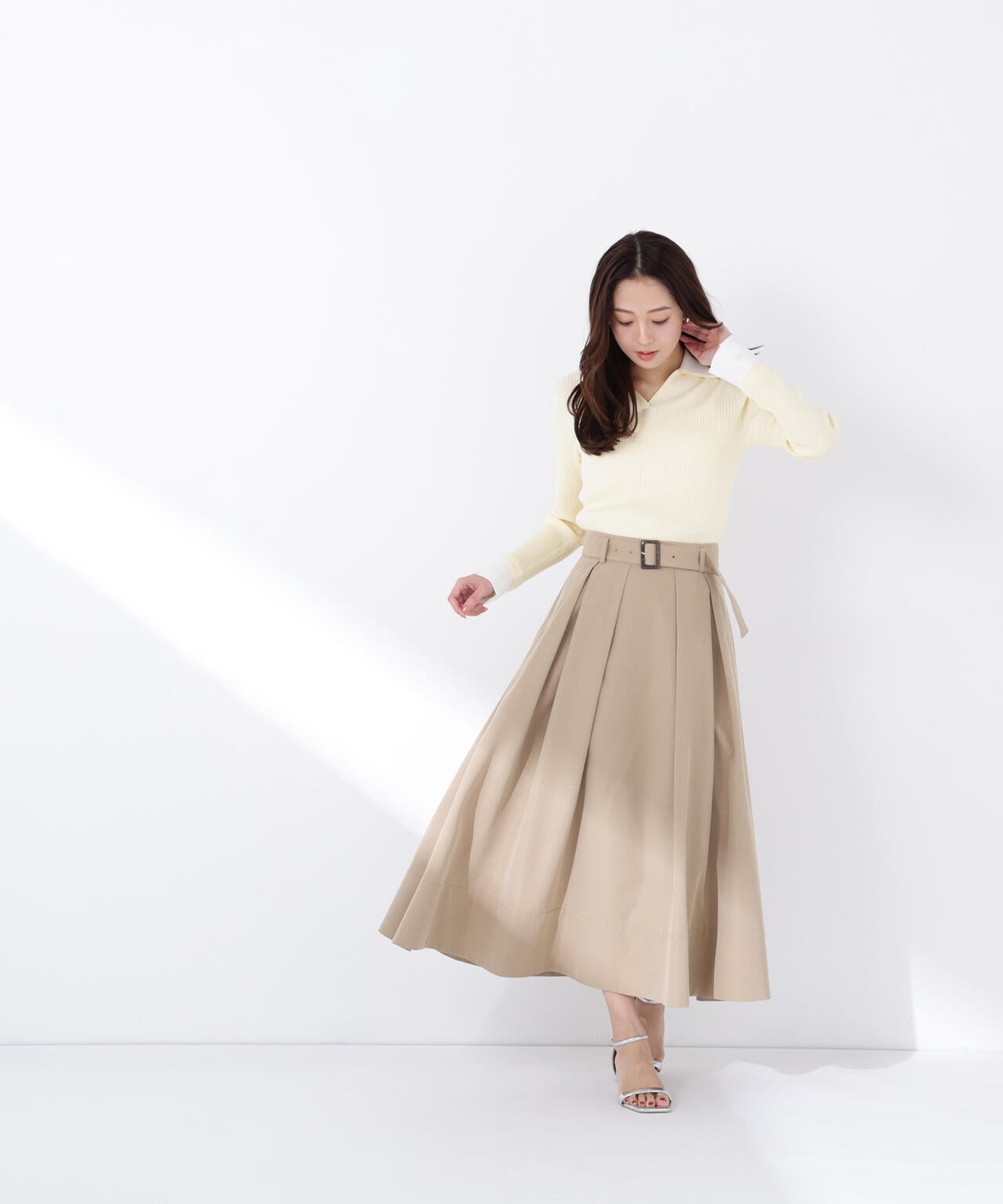 ベルテッドタックフレアスカート | NATURAL BEAUTY BASIC（ナチュラル