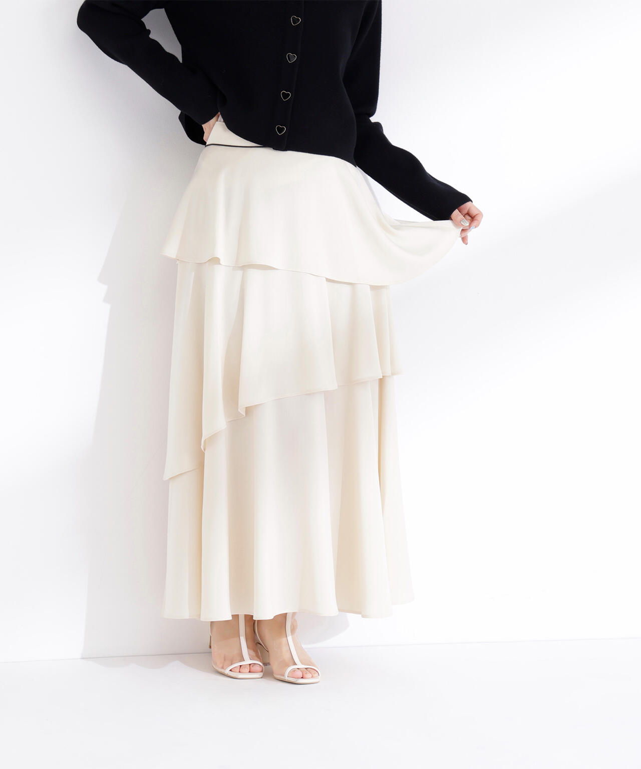 アシンメトリーティアードスカート