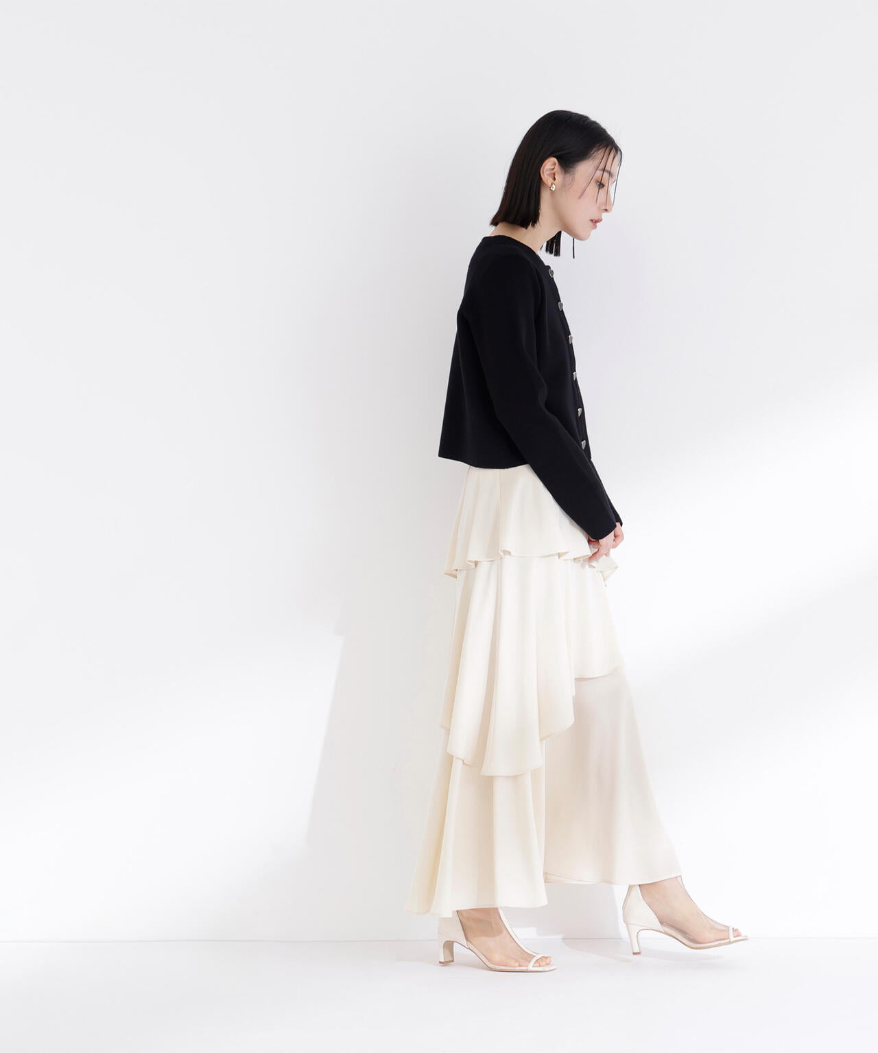 アシンメトリーティアードスカート