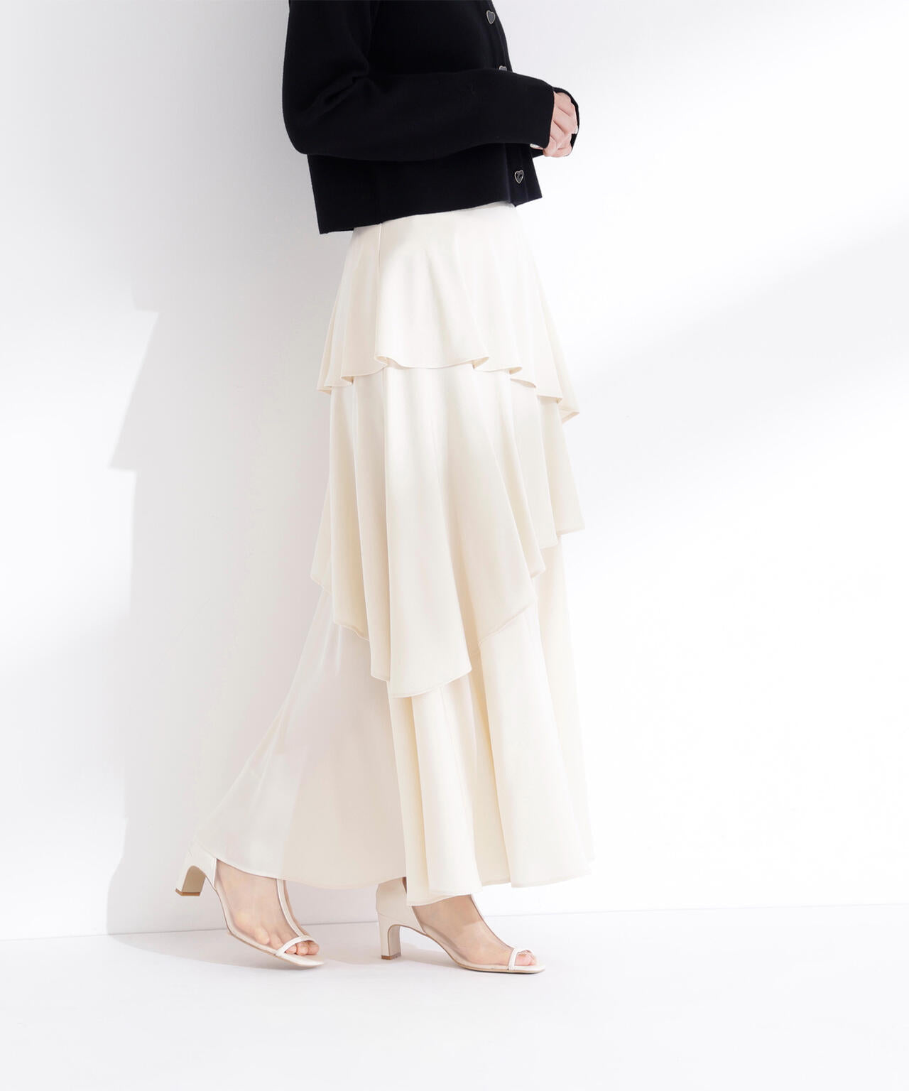 アシンメトリーティアードスカート