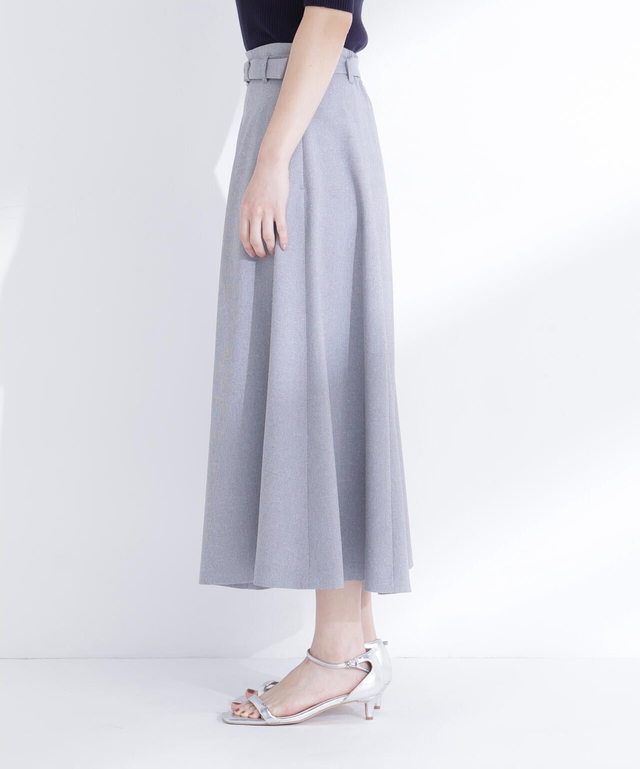 メタルバックルフレアスカート | NATURAL BEAUTY BASIC（ナチュラル