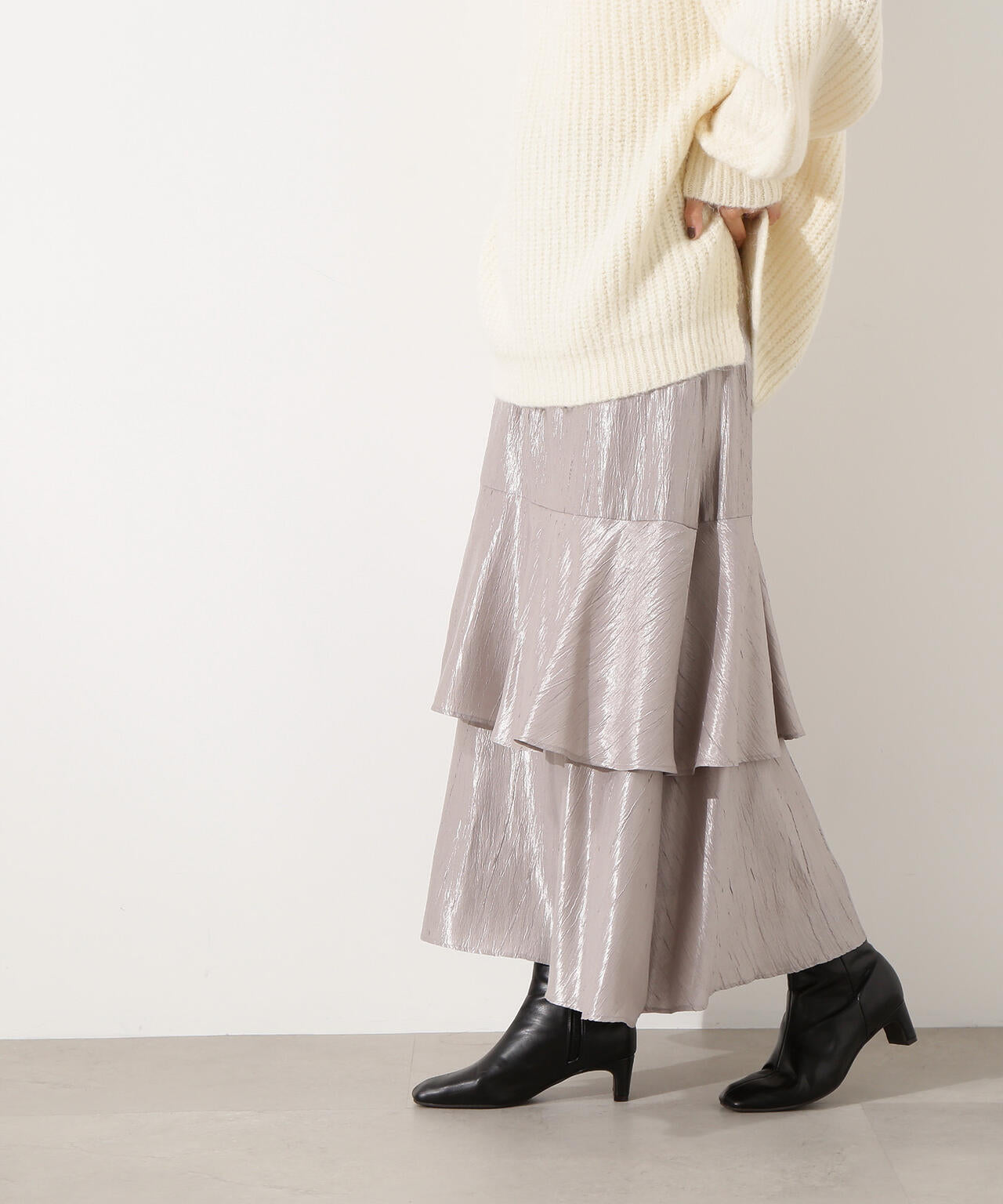 シャイニーティアードスカート