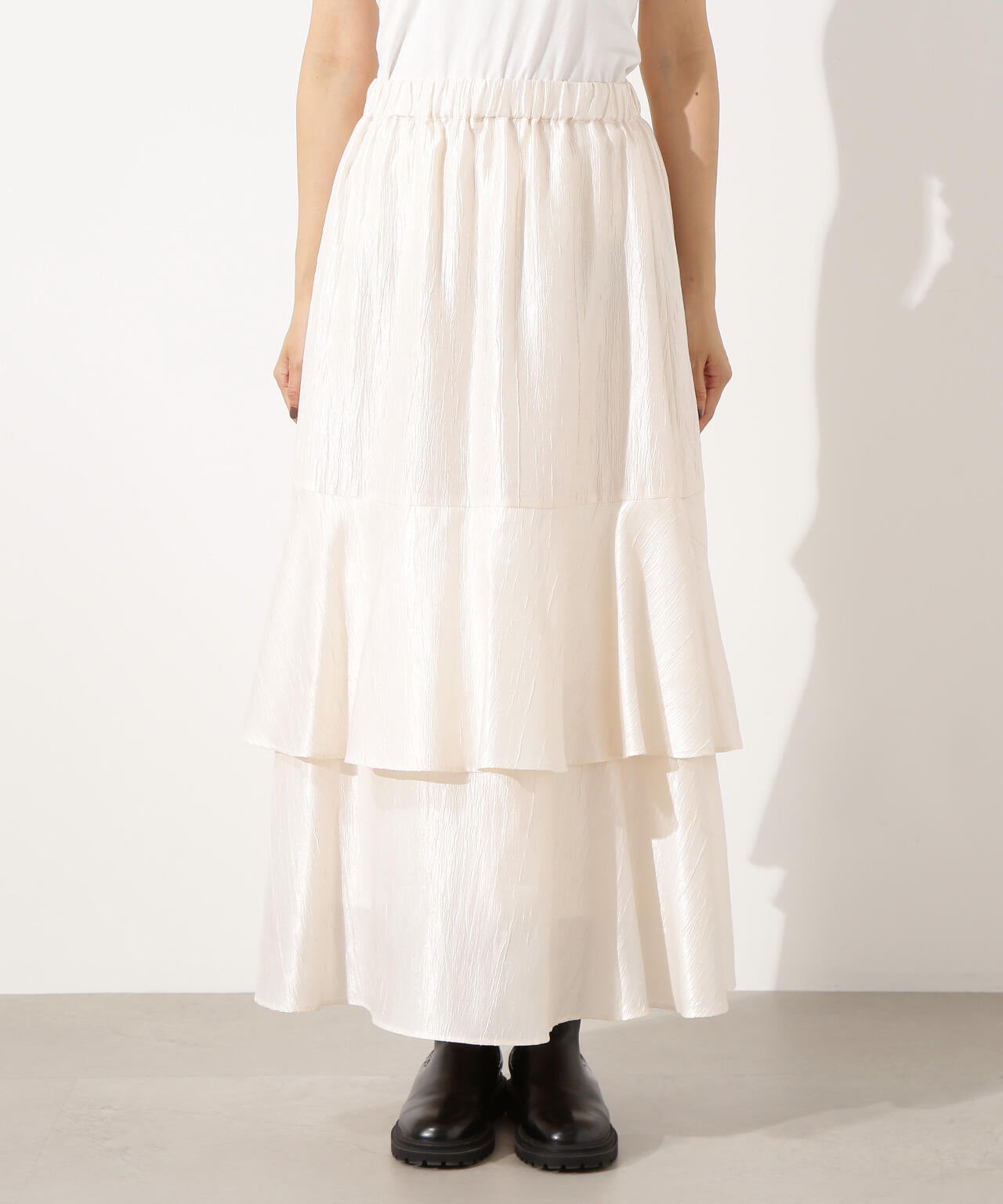 シャイニーティアードスカート